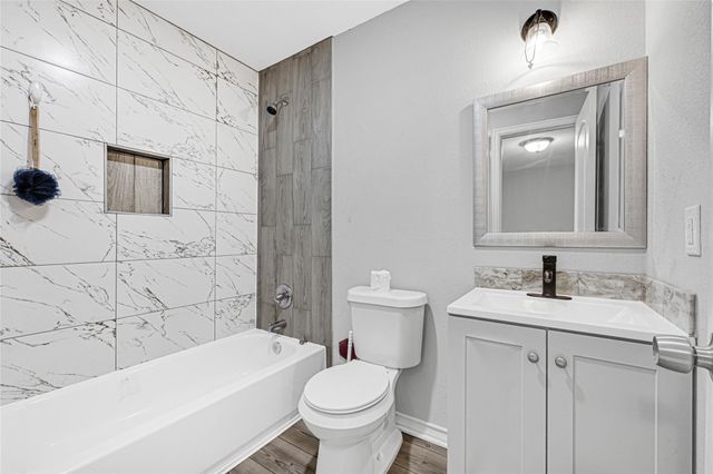 1300 Cypress Street, Baytown, TX 77520