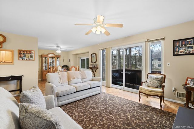 59 Kirby Close D, Yorktown Heights, NY 10598