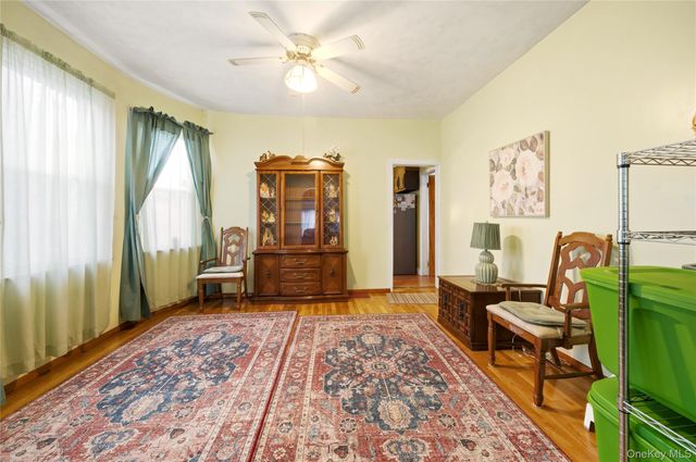 28 Glen Road, Yonkers, NY 10704