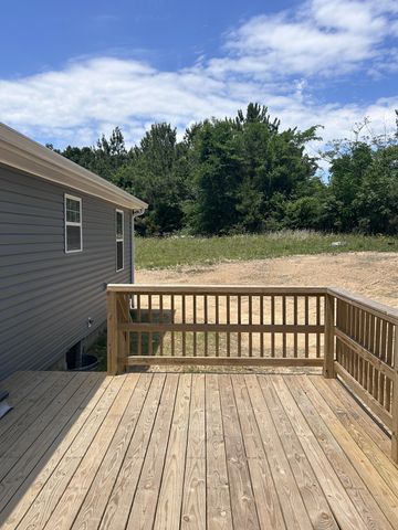 140 Dave O Lane, Loretto, TN 38469