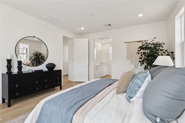 4874 Arroyo Run, Moorpark, CA 93021
