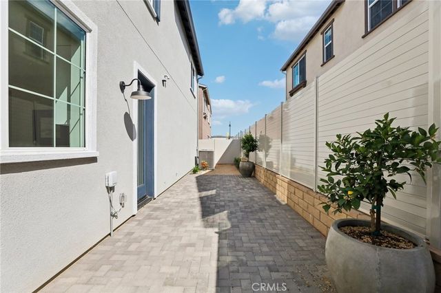 4874 Arroyo Run, Moorpark, CA 93021