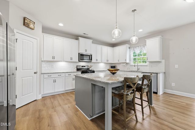 5345 Salem Woods Drive, Graham, NC 27253