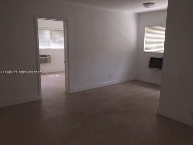 7155 Rue Notre Dame, Miami Beach, FL 33141