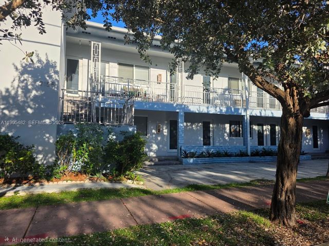 7155 Rue Notre Dame, Miami Beach, FL 33141