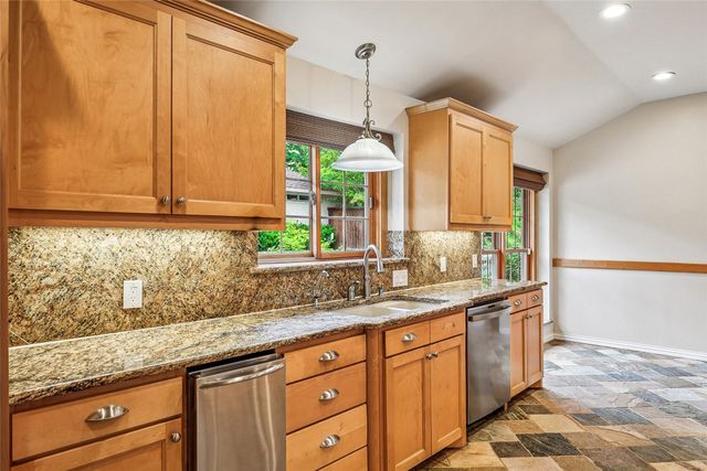 2121 Fairfax Road, Denton, TX 76205