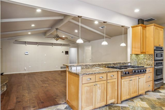 2121 Fairfax Road, Denton, TX 76205