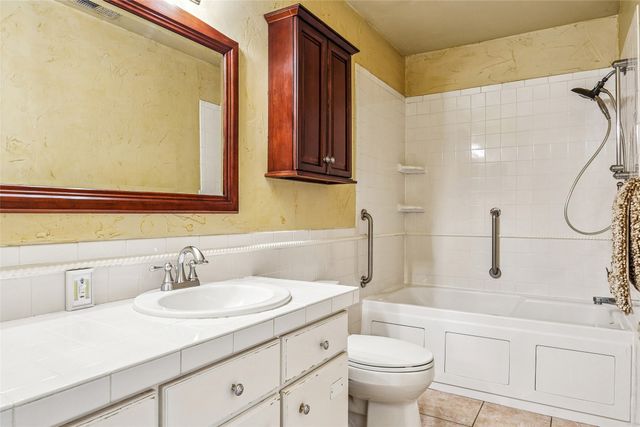 2121 Fairfax Road, Denton, TX 76205