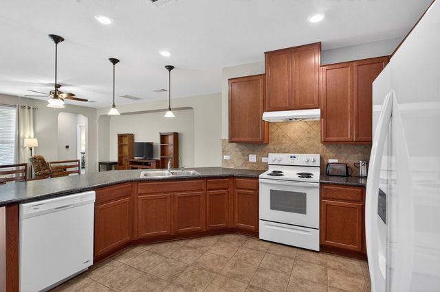 7220 Altidore DR, Austin, TX 78744