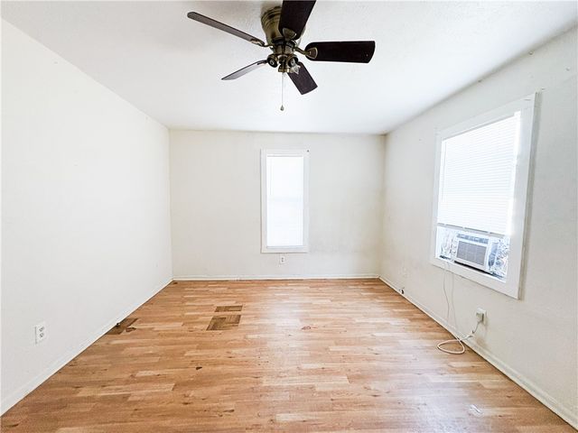 176 W D Ave, Kingsville, TX 78363