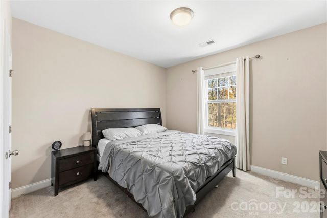 9527 Spurwig Court, Charlotte, NC 28278