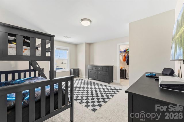 9527 Spurwig Court, Charlotte, NC 28278