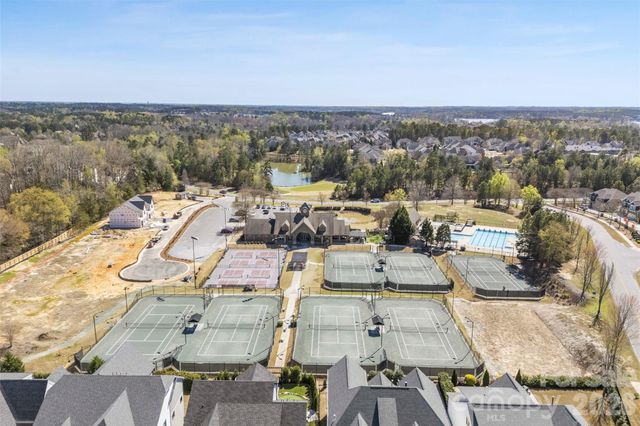 9527 Spurwig Court, Charlotte, NC 28278