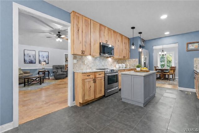 1019 54th E, Tuscaloosa, AL 35404