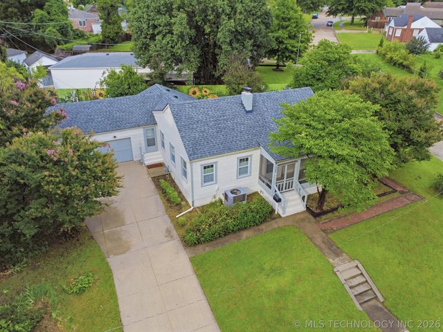125 Waverly Drive, Tulsa, OK 74104