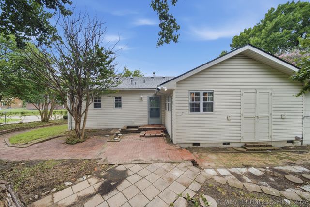 125 Waverly Drive, Tulsa, OK 74104
