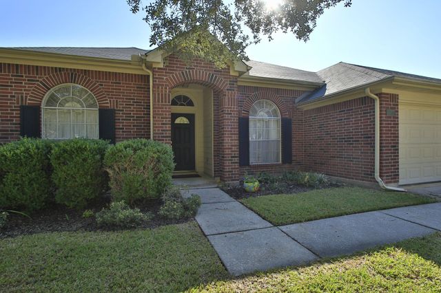 22518 Falvel Drive, Spring, TX 77389