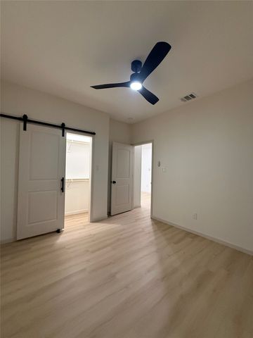 2217 Christine Avenue, Fort Worth, TX 76105