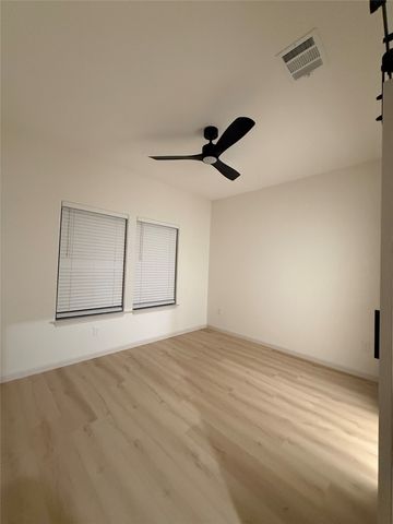 2217 Christine Avenue, Fort Worth, TX 76105