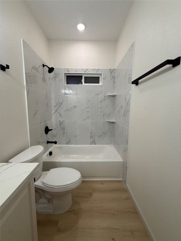 2217 Christine Avenue, Fort Worth, TX 76105