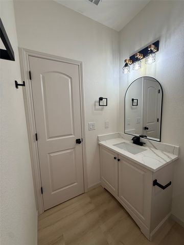 2217 Christine Avenue, Fort Worth, TX 76105