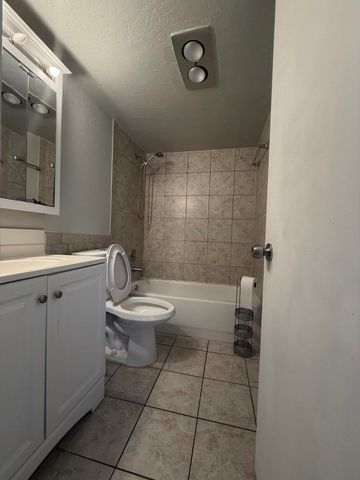 145 Berkshire G 145, West Palm Beach, FL 33417