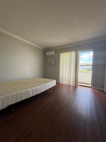 145 Berkshire G 145, West Palm Beach, FL 33417