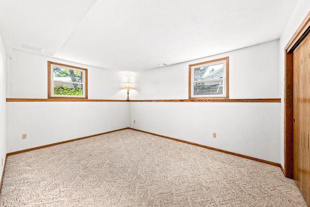 W158N10796 Catskill LANE, Germantown, WI 53022