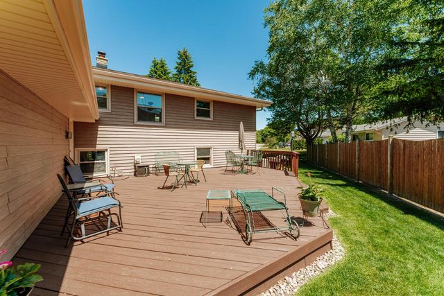 W158N10796 Catskill LANE, Germantown, WI 53022