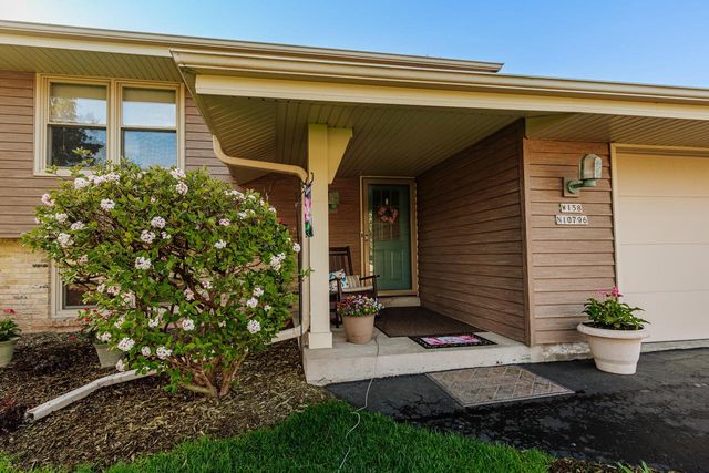 W158N10796 Catskill LANE, Germantown, WI 53022