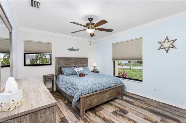 201 SE 28th TER, Cape Coral, FL 33904