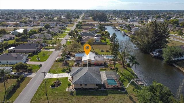 201 SE 28th TER, Cape Coral, FL 33904
