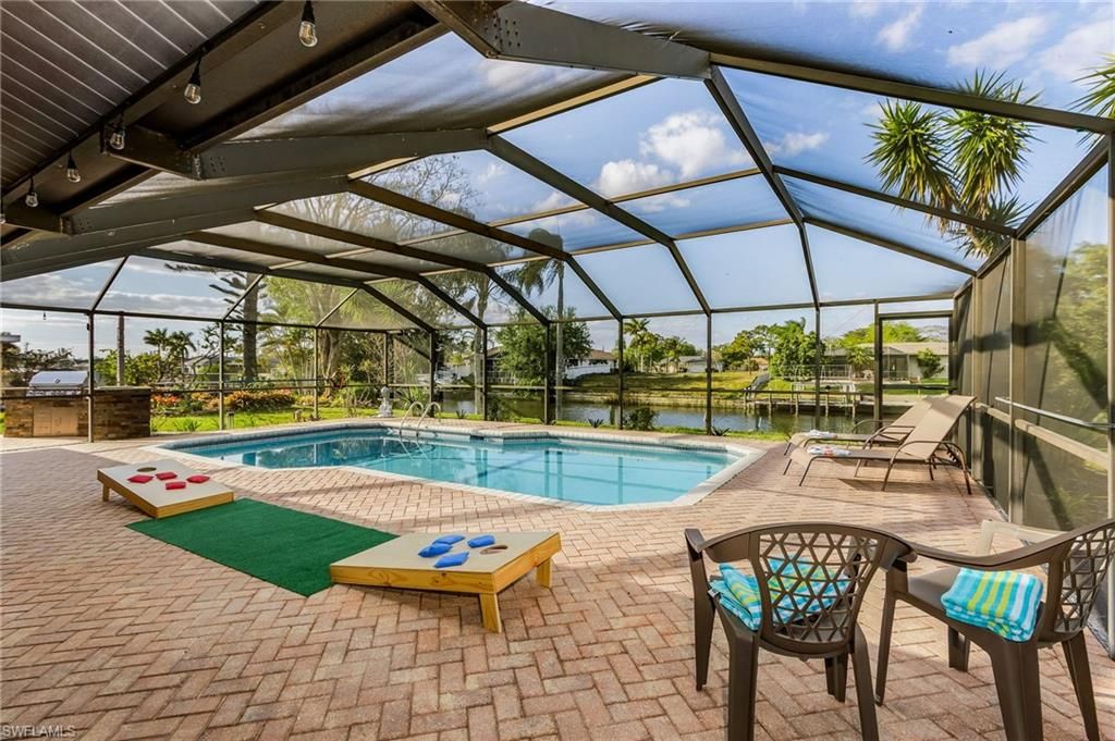 201 SE 28th TER, Cape Coral, FL 33904