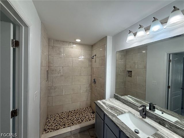 3819 24th ST W, Lehigh Acres, FL 33971