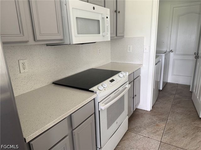 3819 24th ST W, Lehigh Acres, FL 33971