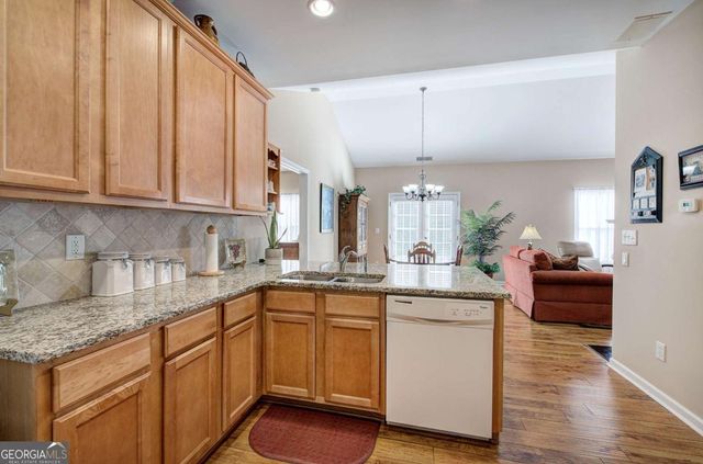 3383 Raes Creek Road 4, Marietta, GA 30008