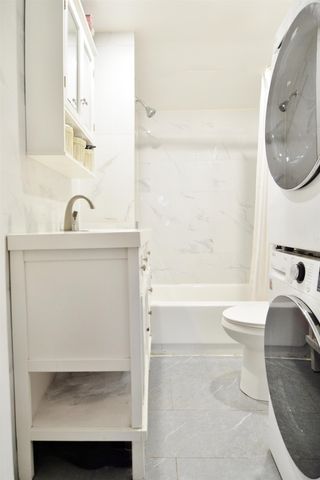 190 WEST 24TH ST, Bayonne, NJ 07002
