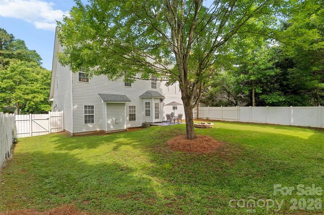 19300 Kanawha Drive, Cornelius, NC 28031