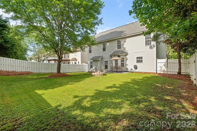 19300 Kanawha Drive, Cornelius, NC 28031