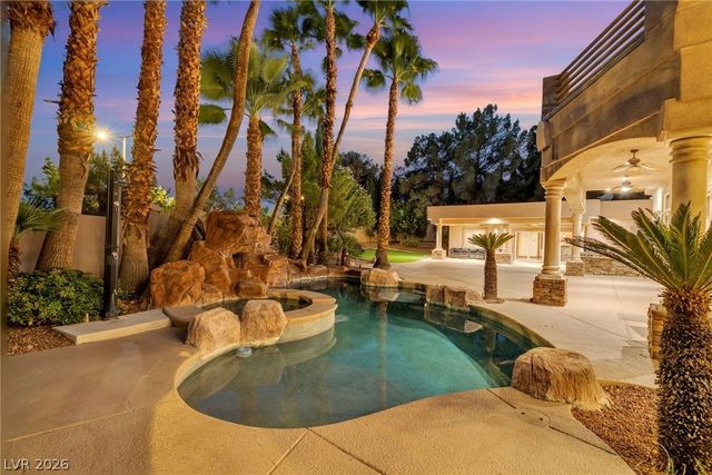 1008 Trophy Hills Drive, Las Vegas, NV 89134