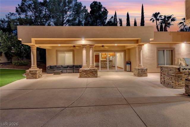 1008 Trophy Hills Drive, Las Vegas, NV 89134