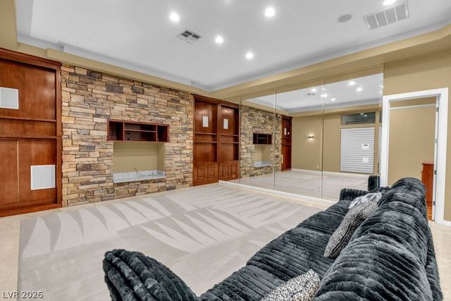 1008 Trophy Hills Drive, Las Vegas, NV 89134