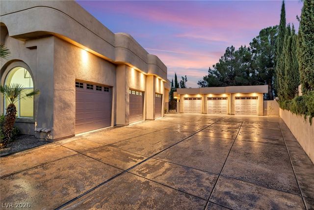 1008 Trophy Hills Drive, Las Vegas, NV 89134
