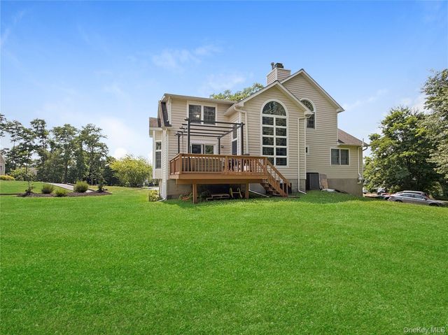 201 Windsor Road, Fishkill, NY 12524