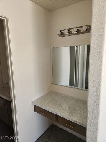 5261 Mission Carmel Lane 204, Las Vegas, NV 89107