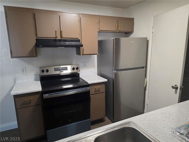 5261 Mission Carmel Lane 204, Las Vegas, NV 89107