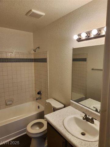 5261 Mission Carmel Lane 204, Las Vegas, NV 89107