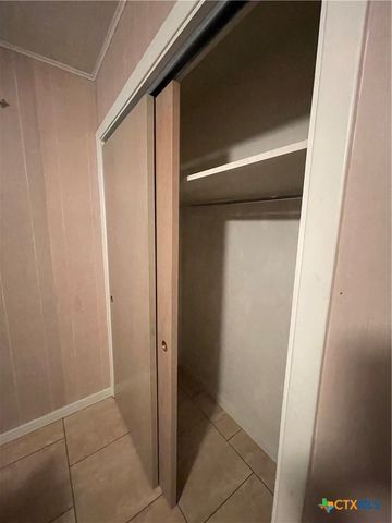 1221 Hallmark, Canyon Lake, TX 78133