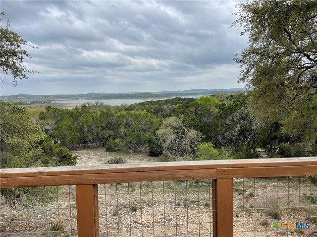1221 Hallmark, Canyon Lake, TX 78133