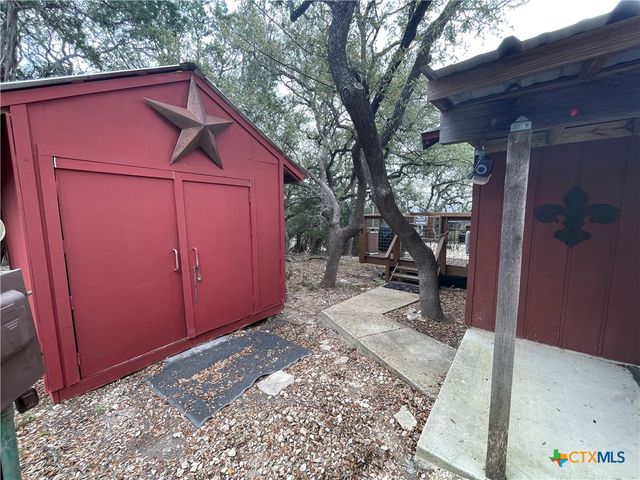 1221 Hallmark, Canyon Lake, TX 78133